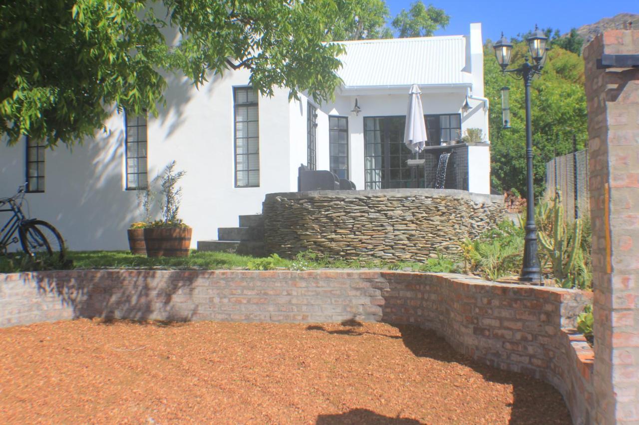 Pecan Tree Cottage Montagu Extérieur photo